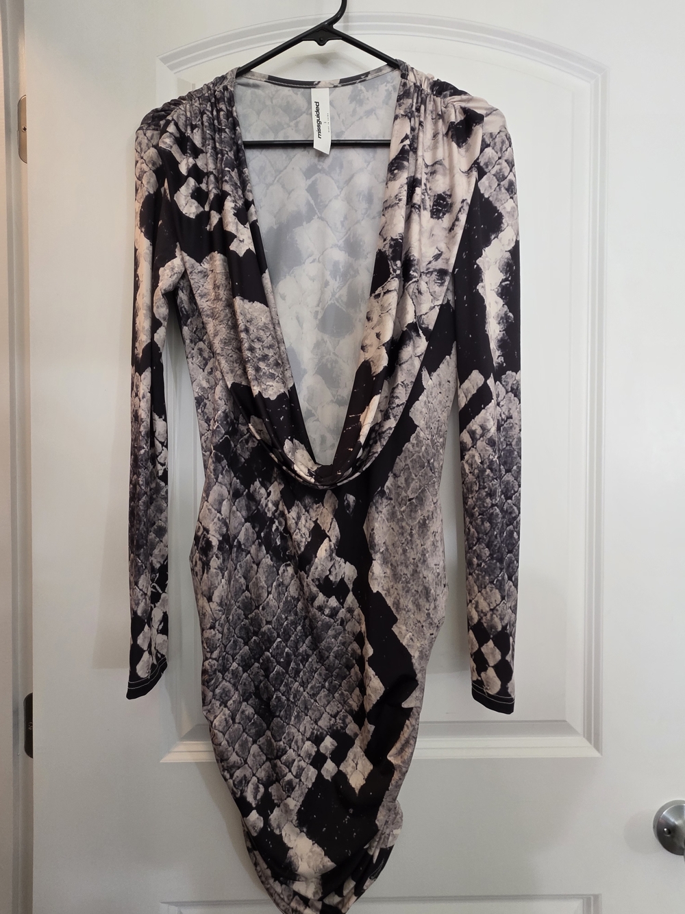 Black & Cream Long Sleeve Snake-Print Draped V-Neck Dress